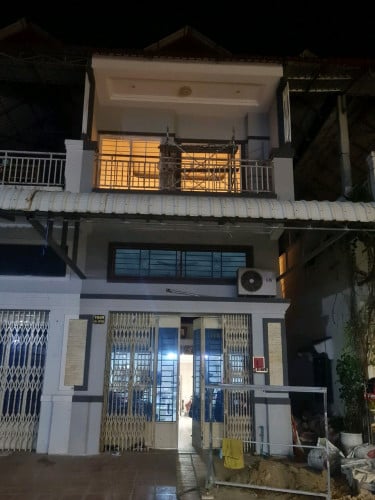 ផ្ទះល្វែងលក់