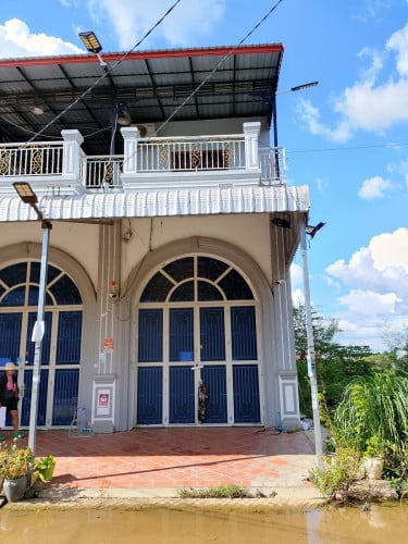 ផ្ទះលក់បន្ទាន់