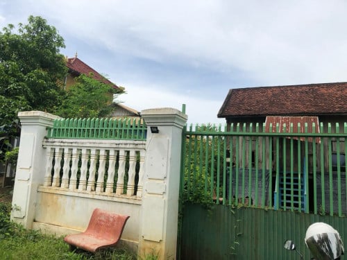 ផ្ទះនឹងដីលក់បន្ទាន់ទីតាំងក្រុងសួងខេត្តត្បូងឃ្មុំ ភូមិជីកែ. សង្កាត់វិហាលួង