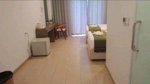 #សណ្ឋាគារ រឺ បន្ទប់ជួល ចំការស្ពៃ 300$ ( អាគារថ្មី មានសំភារះ )