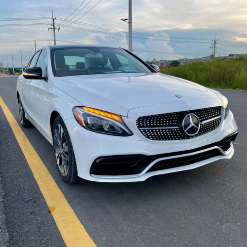 C300 2015 , 4Matic