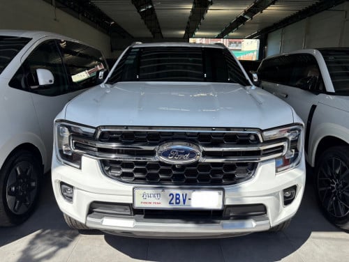 Everest 2023 ថ្នាំ​ស៊ីន​មួយ​ជុំ​ មហាថ្មី​