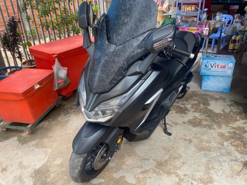 Honda forza250cc japen2019tix010