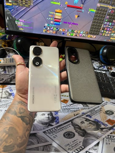 Honor 90 / ram12g+7g / 256g / global sim 2 / សុំណុំហ្សុីន លក់តំលៃក្រោមទីផ្សារនៅកម្ពុជា 165$ ដាច់