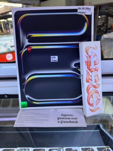 IPad Pro 13Ah (M4 256G wifi ) warranty one year