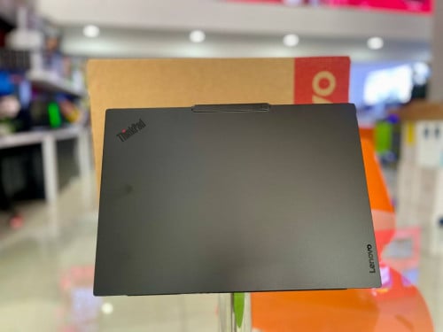 Lenovo Thinkpad E14 NEW 2025 749$