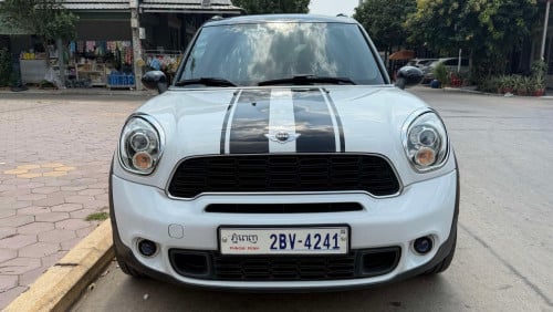 Mini Cooper 012 country man