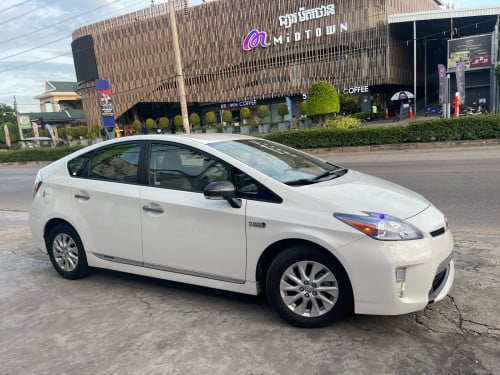 PRIUS PLUG IN 2012 option3 ពូកស្បែក