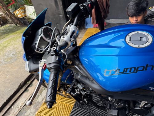 Triumph Street triple 675cc