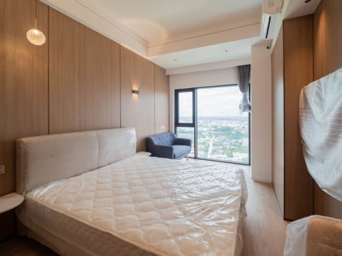 Studio room for rent –