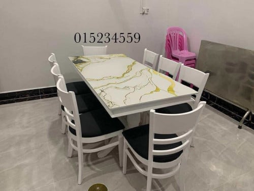 ឈុត​តុ​បាយ​ថ្ម​ម៉ា​ប​