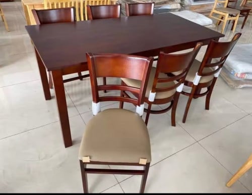 ឈុត​តុ​បាយ​