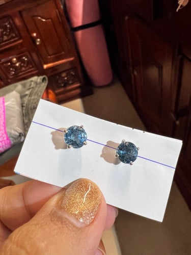 ក្រវិលប្រាក់ ដាំត្បូងរតនះគីរី