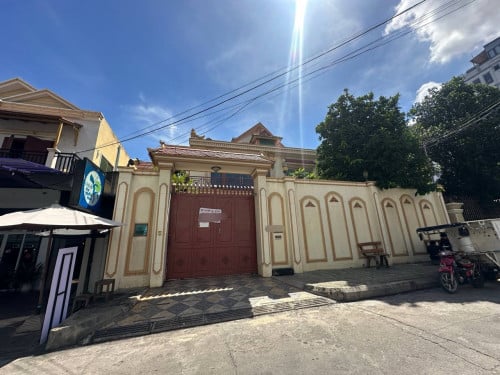 វីឡាជួលនៅ ទួលទំពូង