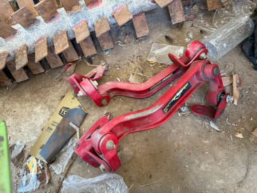 ដៃឃ្លោងមុខក្រោយសម្រាប់ Ford&Masda