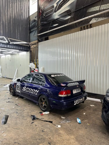 លក់បងប្អូន Honda civic EK លក់ព្រោះអត់ពេលជិះ មានពន្ធត្រឹមត្រូវ 5900 ចរចា