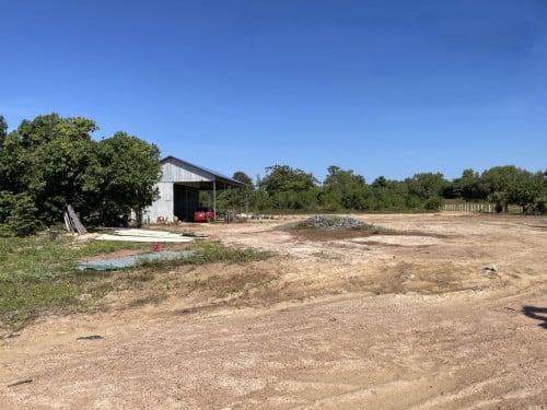 🏦House Available for Urgent Sale at a Special Price (Negotiable).