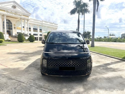 2025款Hyundai～Staria商务车