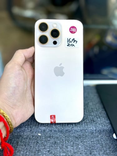 Iphone 16 Pro Max ទំហំផ្ទុក (256G) តួស្អាត 98.999% Model ZA Color Dessert