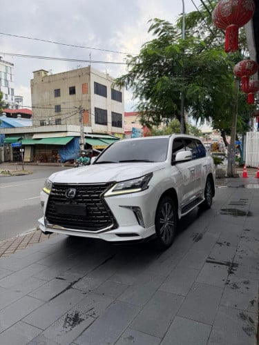 LEXUS LX  2016