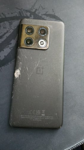 One plus 10 pro  256G ឡៃឡុង