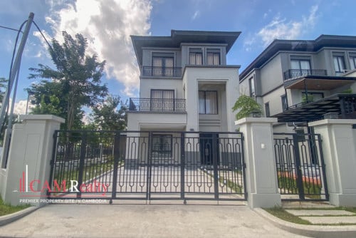 Queen B II Villa For Rent | Borey Chip Mong Land Parkland 6A