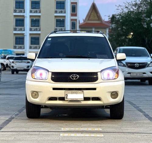 Rav4 2004 ប៉ុង1
