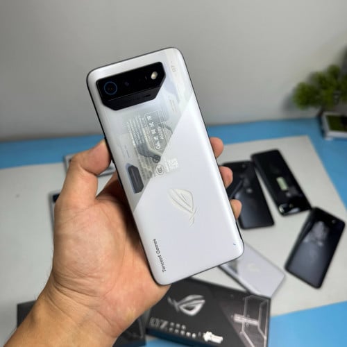 ROG Phone 7