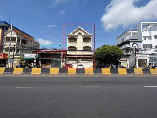 ផ្ទះសម្រាប់ជួលនៅចាក់អង្រែលើ