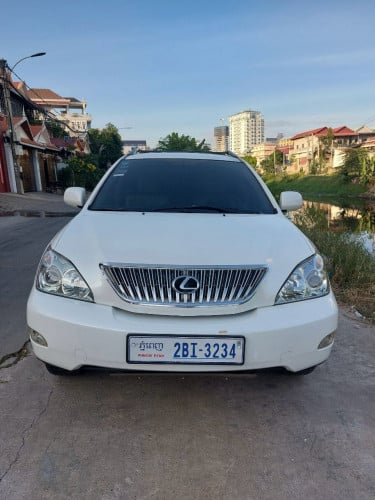 ឡានស្អាត​ គ្មានកន្លែងទាស់​ ម្ចាស់ផ្ទាល់