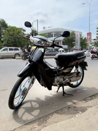 សង់025កាតគ្រីហ្សីន​