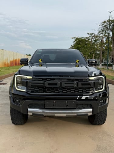 ឡានក្រុមហ៊ុន2CHXXXX 30000គីឡូទឹកថ្នាំសុីនមួយជុំមានឃ្លុបស្រាប់ពន្ធផ្លូវ2025រួចសោរ2គ្រាប់ឡានថ្មីខ្លាំង