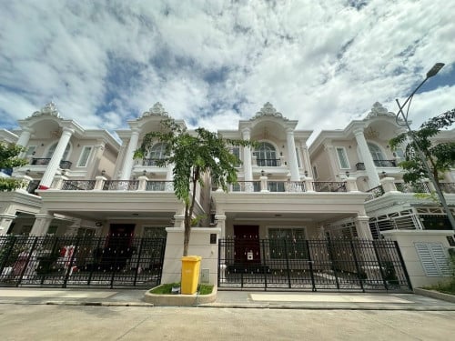 វីឡាព្រីន B សំរាប់ជួលនៅបុរី ML Tiara 50m គម្រោង ML Tiara 50m