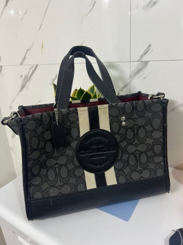 កាបូប សាយ M