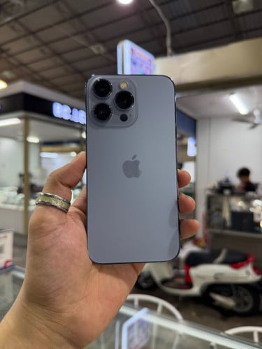 13Proតូច​ 256G សំណុំសុីន