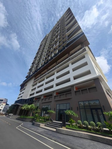 Condo L Tower 271 2 Bedrooms for rent