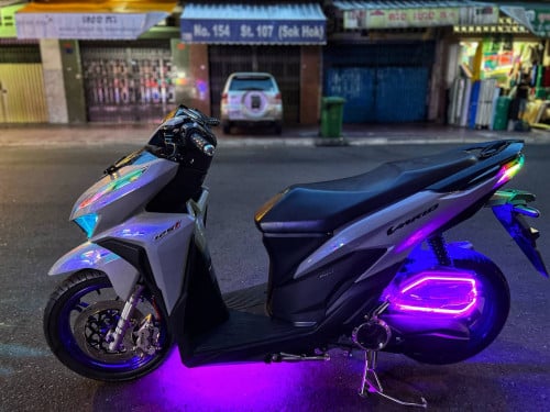 Custom Honda Vario 125 021 ពណ៌ប្រផេះ ក្រដាសពន្ធ លេងស្រាប់