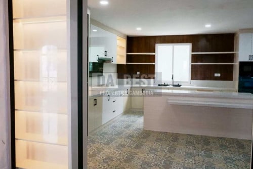 Elysee Building Office For Rent – Koh Pich Island