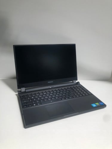 Gigabyte Aorus 5 - Gaming Laptop