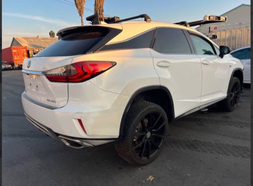 Lexus 2016 RX350 FSPORT ឡានខួចតែកាង់មុខមួយ