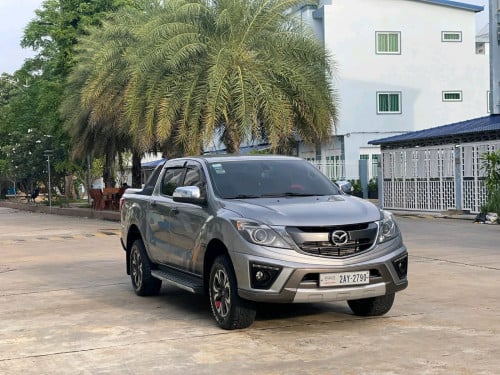 Mazda BT50 Eclipse ឆ្នាំ 2019  តម្លៃ   3.2L ម៉ាស៊ូត ប្រើបាន 9មុឺនគីឡូ» ស្អាត ទឹកថ្នាំសុីន 90%