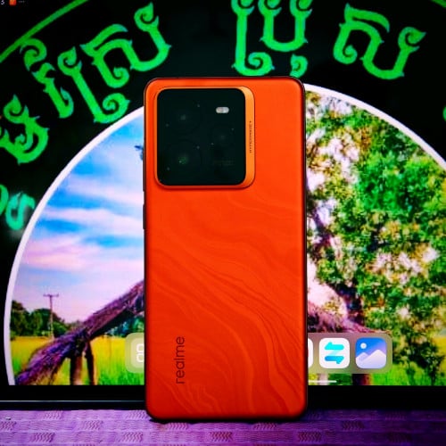 Realme GT 7Pro 5G 512G ស្អាត99.99% (វៃដូរបាន)មានធានាច្បាស់លាស់ត្រឹមត្រូវ