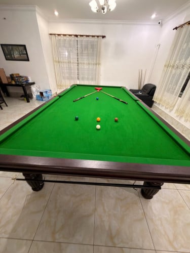 Snooker table max size. New 3 months uses.
