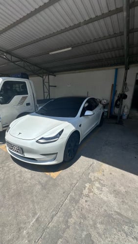 Tesla model 3 standard range plus 2020 spect USA