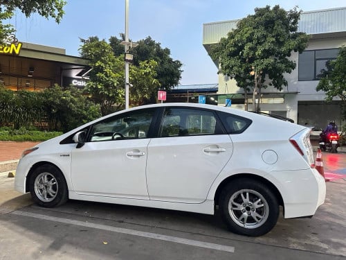 Toyota Prius 2010 option 4 ដំបូលសូឡា ក្រដាសពន្ធ 