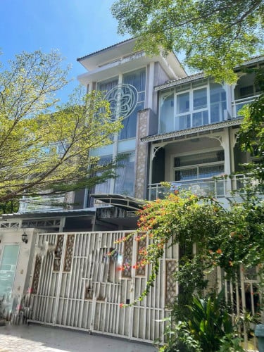 Twin Villa for rent at Borey Orkide Villa