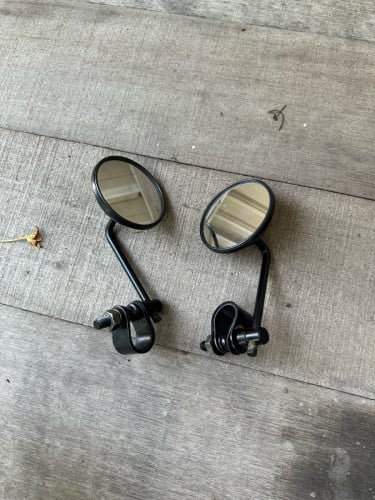 កញ្ជក់ខាងក្រោម