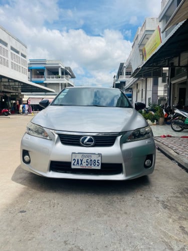 ឡានម្ចាស់ចងលកបងៗ