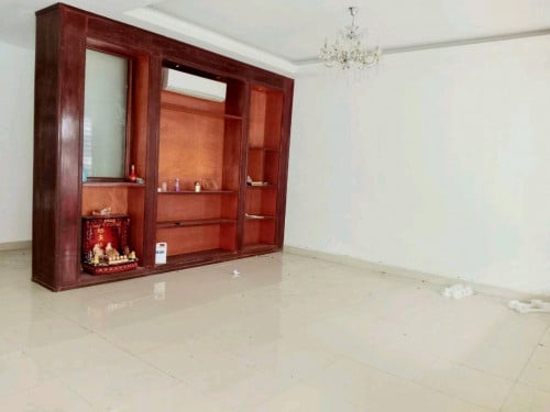 #ផ្ទះភ្លោះលក់បុរីពិភពថ្មីឈូកវ៉ា2- តម្លៃលក់ 98,000$/ចរចា(កាត់ប្លង់រឹងផ្ទេសិទ្ធិជូន)-