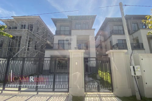 ឃ្វីន B II វីឡាសម្រាប់លក់ | បុរី  ជីបម៉ុងលែនផាកលែន 6A